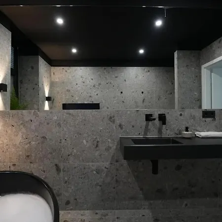 Apartment Luxusapartment Mit Badewanne Und Parkplatz